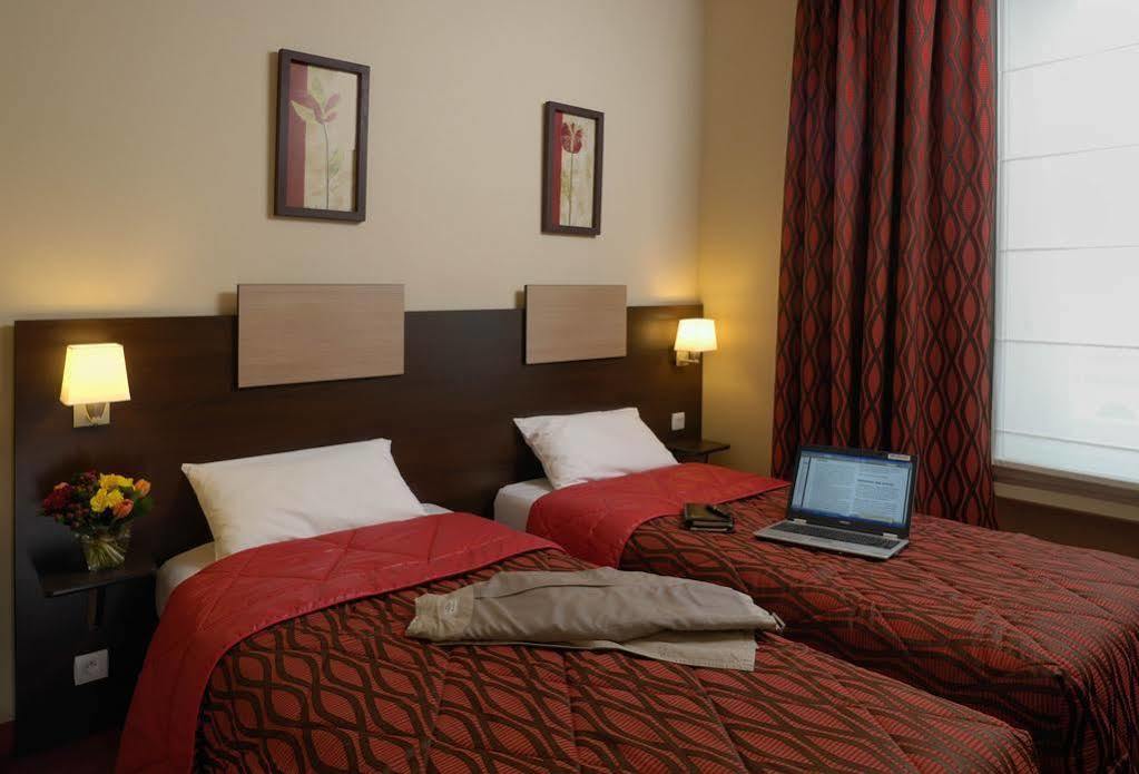 Hotel De Champagne Angers Exterior foto